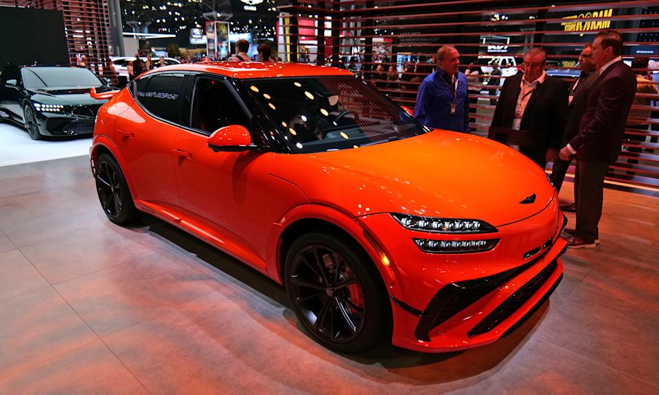 إن GV60 Magma رائع للغاية وأكثر فخامة على Ioniq 5. 