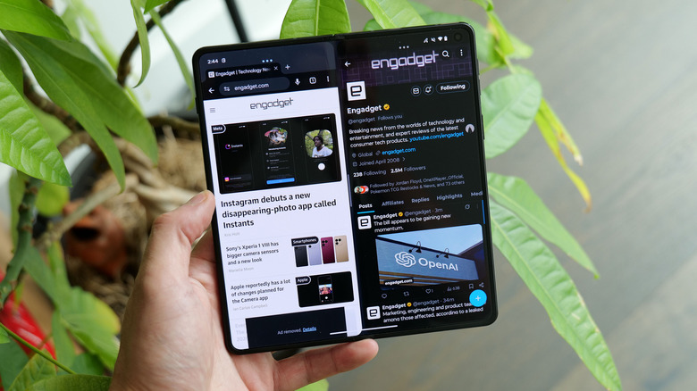 وضع تقسيم الشاشة باستخدام Motorola Razr Fold